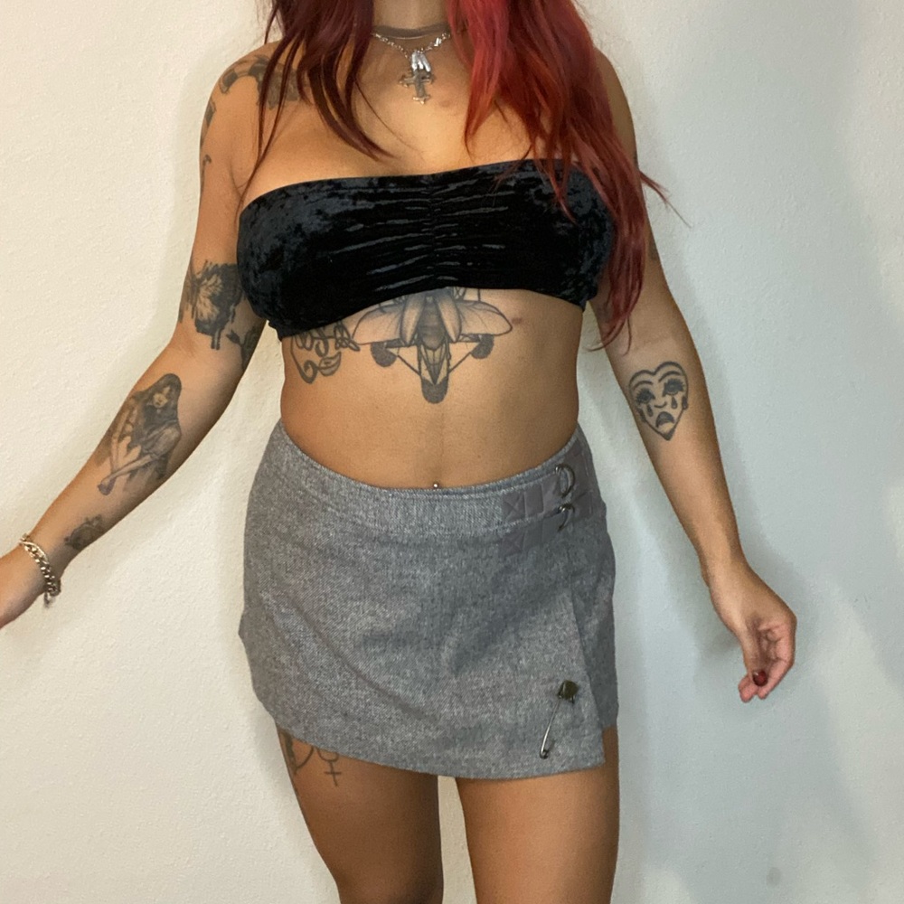 VINTAGE Y2K JUICY COUTURE PLEATED MIRO MINI SKIRT SIZE 4